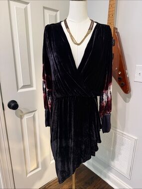 Young Fabulous & Broke Velvet Long-Sleeve Dress in Black with Burgundy Accents